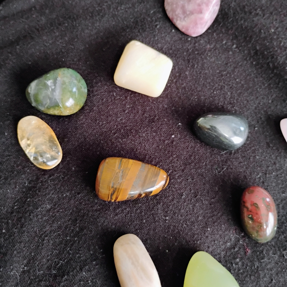 Assorted Gemstone Collection - Multicolor - Picture 12 of 13